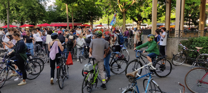 Critical Mass Mai_9