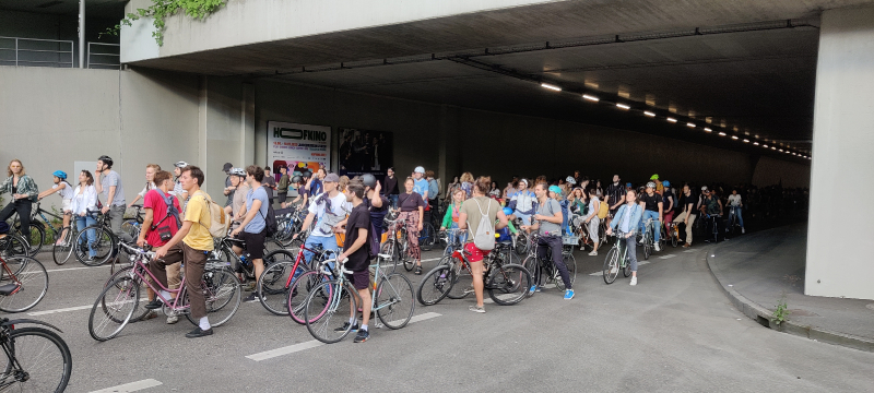 Critical Mass Mai_26